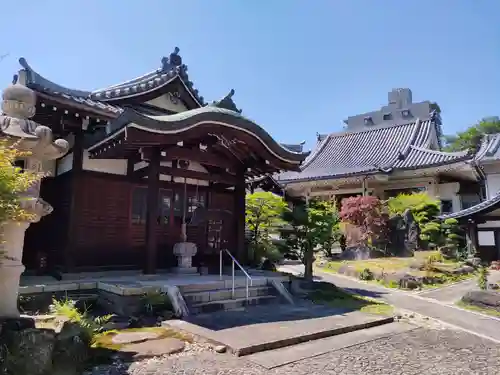 高顕寺の本殿・本堂