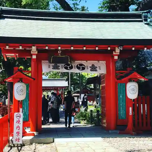 生島足島神社の山門