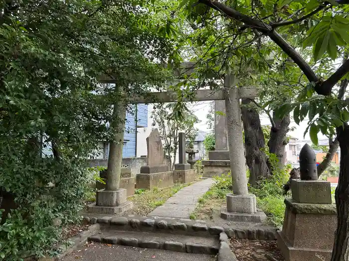 横浜一之宮神社の鳥居