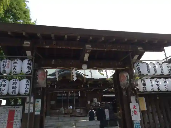 下谷神社の山門・神門