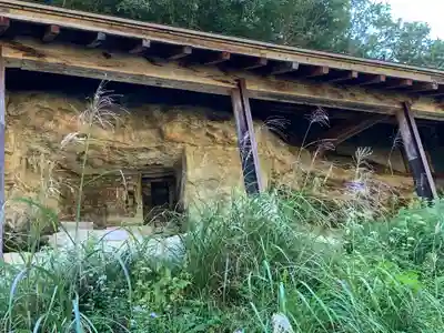 鮭立の磨崖仏(福島県)