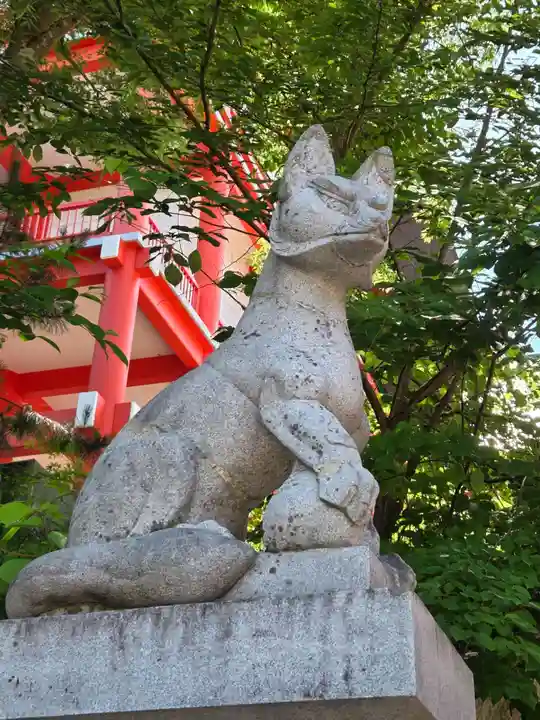 宝徳山稲荷大社(新潟県)