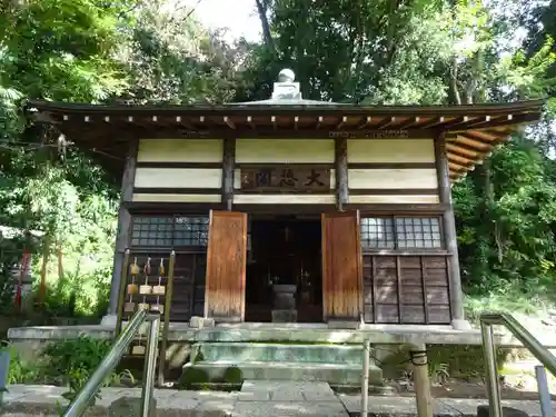 横浜　西方寺の末社