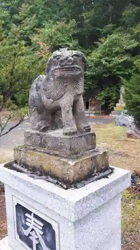 下宇莫別神社の狛犬