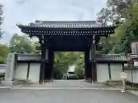 御寺 泉涌寺の山門・神門