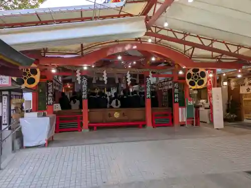 足の神様 服部天神宮の{uncategorized: "未分類", other: "その他", undefined: "問題あり", building: "その他建物", grave: "お墓", sacred_gate: "鳥居", guardian: "狛犬", statue: "像", buddha: "仏像", history: "歴史", nature: "自然", garden: "庭園", animal: "動物", pagoda: "塔", temizu: "手水舎", mountain_gate: "山門・神門", sanctuary: "本殿・本堂", subordinate: "末社・摂社", art: "芸術", scenery: "景色", jizo: "地蔵", ema: "絵馬", goshuin: "御朱印", omikuji: "おみくじ", items: "授与品その他", amulet: "お守り", goshuincho: "御朱印帳", eats: "食事", festival: "お祭り", votive_dance: "神楽", shichigosan: "七五三参", wedding: "結婚式", experience: "体験その他", initially: "初詣", around: "周辺", anti_infection: "感染症対策"}