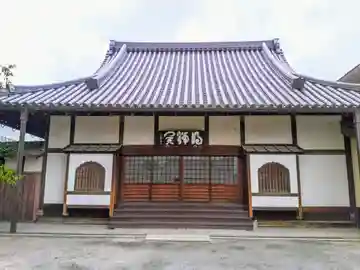 祇園寺の本殿・本堂