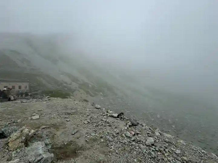 雄山神社峰本社の周辺