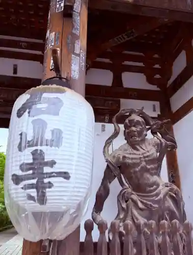 石山寺の{uncategorized: "未分類", other: "その他", undefined: "問題あり", building: "その他建物", grave: "お墓", sacred_gate: "鳥居", guardian: "狛犬", statue: "像", buddha: "仏像", history: "歴史", nature: "自然", garden: "庭園", animal: "動物", pagoda: "塔", temizu: "手水舎", mountain_gate: "山門・神門", sanctuary: "本殿・本堂", subordinate: "末社・摂社", art: "芸術", scenery: "景色", jizo: "地蔵", ema: "絵馬", goshuin: "御朱印", omikuji: "おみくじ", items: "授与品その他", amulet: "お守り", goshuincho: "御朱印帳", eats: "食事", festival: "お祭り", votive_dance: "神楽", shichigosan: "七五三参", wedding: "結婚式", experience: "体験その他", initially: "初詣", around: "周辺", anti_infection: "感染症対策"}
