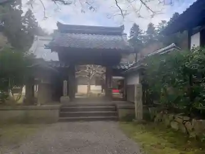 吸湖山　青岸寺の山門・神門