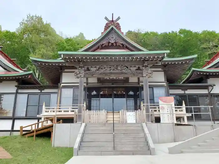 石崎地主海神社の本殿
