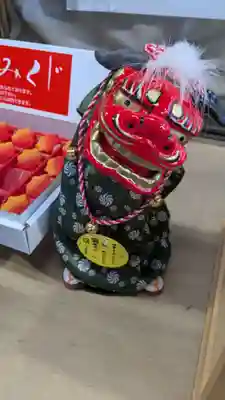 札幌諏訪神社の像