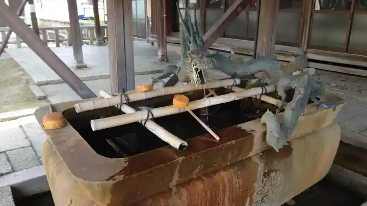 大通寺(長浜御坊)の手水舎