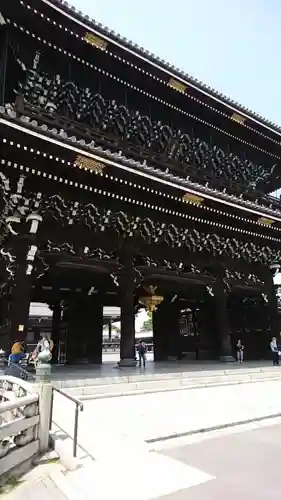 東本願寺（真宗本廟）の山門・神門