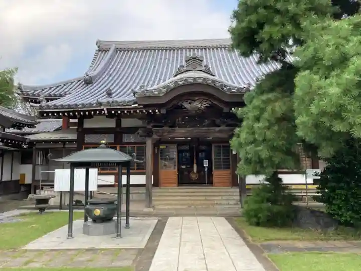 長泉寺の本殿・本堂