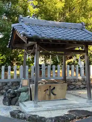 虫鹿神社(前原)の手水舎