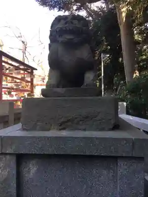 瀧泉寺(目黒不動尊)の狛犬