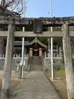 四所神社の{uncategorized: "未分類", other: "その他", undefined: "問題あり", building: "その他建物", grave: "お墓", sacred_gate: "鳥居", guardian: "狛犬", statue: "像", buddha: "仏像", history: "歴史", nature: "自然", garden: "庭園", animal: "動物", pagoda: "塔", temizu: "手水舎", mountain_gate: "山門・神門", sanctuary: "本殿・本堂", subordinate: "末社・摂社", art: "芸術", scenery: "景色", jizo: "地蔵", ema: "絵馬", goshuin: "御朱印", omikuji: "おみくじ", items: "授与品その他", amulet: "お守り", goshuincho: "御朱印帳", eats: "食事", festival: "お祭り", votive_dance: "神楽", shichigosan: "七五三参", wedding: "結婚式", experience: "体験その他", initially: "初詣", around: "周辺", anti_infection: "感染症対策"}
