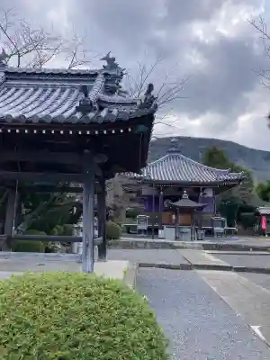 曼荼羅寺の{uncategorized: "未分類", other: "その他", undefined: "問題あり", building: "その他建物", grave: "お墓", sacred_gate: "鳥居", guardian: "狛犬", statue: "像", buddha: "仏像", history: "歴史", nature: "自然", garden: "庭園", animal: "動物", pagoda: "塔", temizu: "手水舎", mountain_gate: "山門・神門", sanctuary: "本殿・本堂", subordinate: "末社・摂社", art: "芸術", scenery: "景色", jizo: "地蔵", ema: "絵馬", goshuin: "御朱印", omikuji: "おみくじ", items: "授与品その他", amulet: "お守り", goshuincho: "御朱印帳", eats: "食事", festival: "お祭り", votive_dance: "神楽", shichigosan: "七五三参", wedding: "結婚式", experience: "体験その他", initially: "初詣", around: "周辺", anti_infection: "感染症対策"}