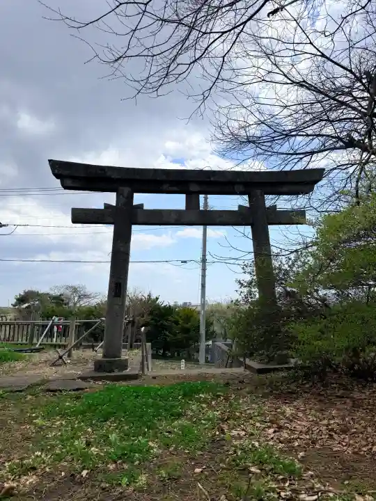 福田稲荷神社の{uncategorized: "未分類", other: "その他", undefined: "問題あり", building: "その他建物", grave: "お墓", sacred_gate: "鳥居", guardian: "狛犬", statue: "像", buddha: "仏像", history: "歴史", nature: "自然", garden: "庭園", animal: "動物", pagoda: "塔", temizu: "手水舎", mountain_gate: "山門・神門", sanctuary: "本殿・本堂", subordinate: "末社・摂社", art: "芸術", scenery: "景色", jizo: "地蔵", ema: "絵馬", goshuin: "御朱印", omikuji: "おみくじ", items: "授与品その他", amulet: "お守り", goshuincho: "御朱印帳", eats: "食事", festival: "お祭り", votive_dance: "神楽", shichigosan: "七五三参", wedding: "結婚式", experience: "体験その他", initially: "初詣", around: "周辺", anti_infection: "感染症対策"}