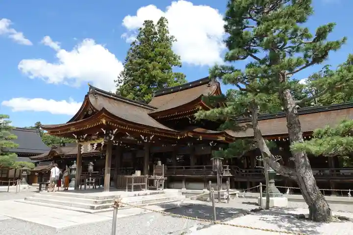 多賀大社の本殿・本堂