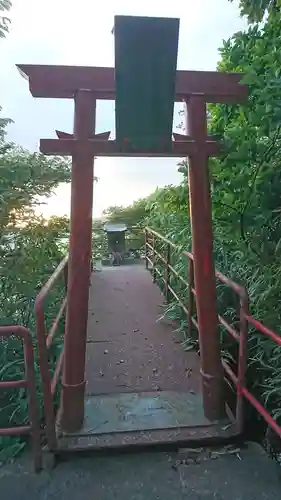 鬘神社の鳥居