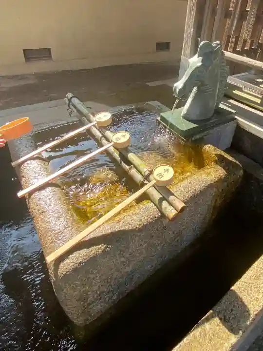 藤森神社の{uncategorized: "未分類", other: "その他", undefined: "問題あり", building: "その他建物", grave: "お墓", sacred_gate: "鳥居", guardian: "狛犬", statue: "像", buddha: "仏像", history: "歴史", nature: "自然", garden: "庭園", animal: "動物", pagoda: "塔", temizu: "手水舎", mountain_gate: "山門・神門", sanctuary: "本殿・本堂", subordinate: "末社・摂社", art: "芸術", scenery: "景色", jizo: "地蔵", ema: "絵馬", goshuin: "御朱印", omikuji: "おみくじ", items: "授与品その他", amulet: "お守り", goshuincho: "御朱印帳", eats: "食事", festival: "お祭り", votive_dance: "神楽", shichigosan: "七五三参", wedding: "結婚式", experience: "体験その他", initially: "初詣", around: "周辺", anti_infection: "感染症対策"}