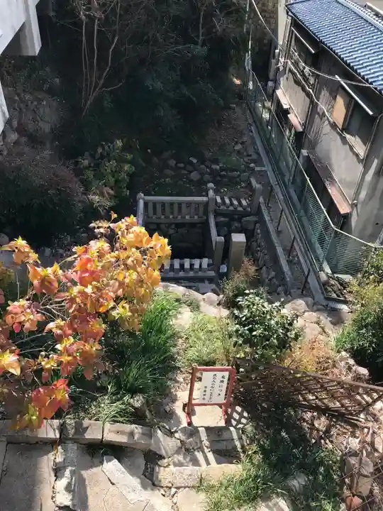 安居神社の庭園