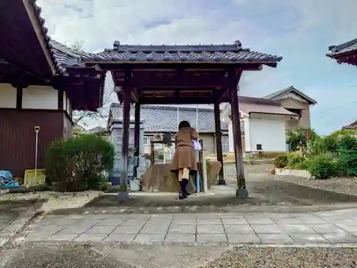 正法寺の手水舎