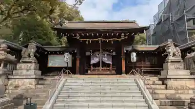 離宮八幡宮の本殿・本堂