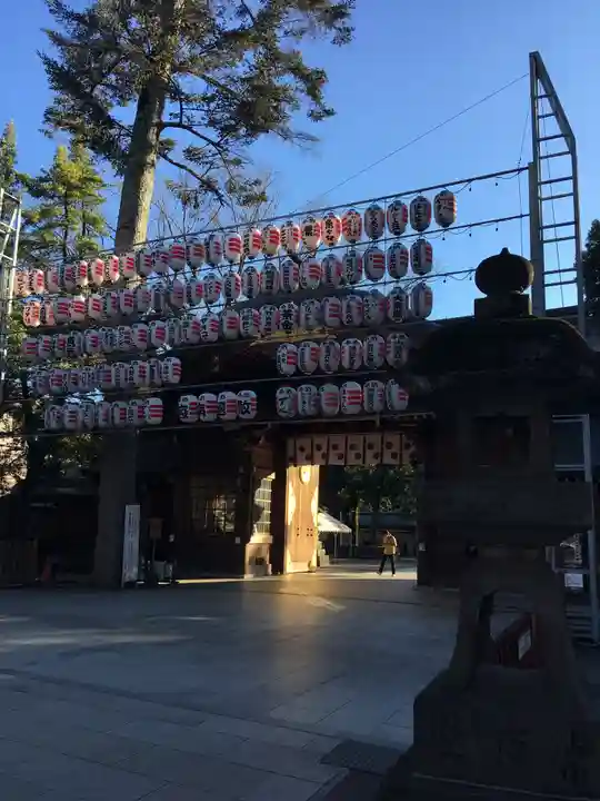 大國魂神社の山門・神門