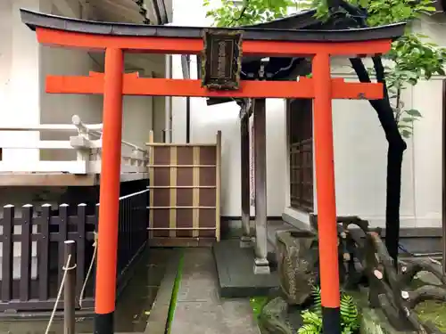 榊神社の鳥居