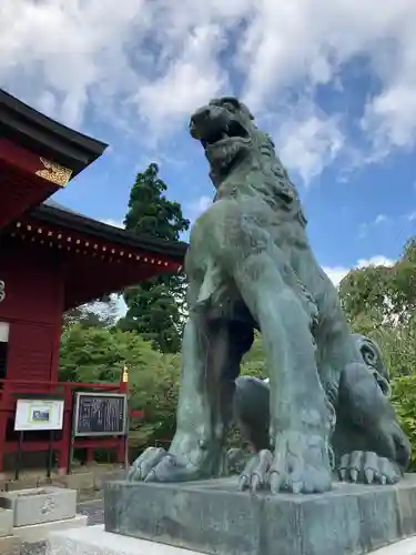 武蔵御嶽神社の狛犬