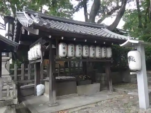 岡崎神社の手水舎