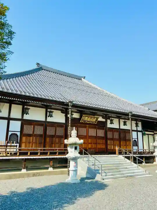 金蔵院(観音寺)の{uncategorized: "未分類", other: "その他", undefined: "問題あり", building: "その他建物", grave: "お墓", sacred_gate: "鳥居", guardian: "狛犬", statue: "像", buddha: "仏像", history: "歴史", nature: "自然", garden: "庭園", animal: "動物", pagoda: "塔", temizu: "手水舎", mountain_gate: "山門・神門", sanctuary: "本殿・本堂", subordinate: "末社・摂社", art: "芸術", scenery: "景色", jizo: "地蔵", ema: "絵馬", goshuin: "御朱印", omikuji: "おみくじ", items: "授与品その他", amulet: "お守り", goshuincho: "御朱印帳", eats: "食事", festival: "お祭り", votive_dance: "神楽", shichigosan: "七五三参", wedding: "結婚式", experience: "体験その他", initially: "初詣", around: "周辺", anti_infection: "感染症対策"}