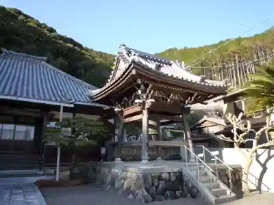 長楽寺の本殿・本堂