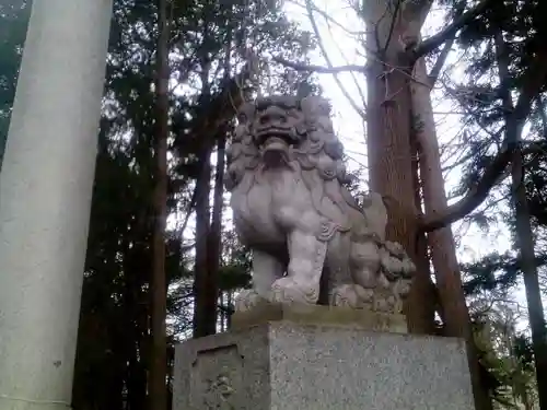 岩見澤神社の狛犬