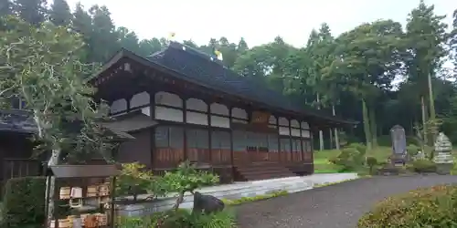 曻覺院の本殿・本堂