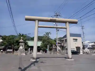 石清尾八幡宮の鳥居