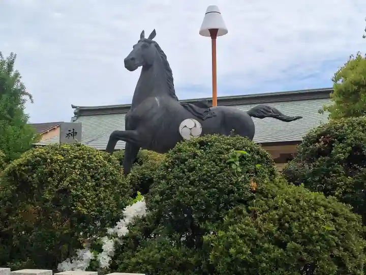 中島惣社の{uncategorized: "未分類", other: "その他", undefined: "問題あり", building: "その他建物", grave: "お墓", sacred_gate: "鳥居", guardian: "狛犬", statue: "像", buddha: "仏像", history: "歴史", nature: "自然", garden: "庭園", animal: "動物", pagoda: "塔", temizu: "手水舎", mountain_gate: "山門・神門", sanctuary: "本殿・本堂", subordinate: "末社・摂社", art: "芸術", scenery: "景色", jizo: "地蔵", ema: "絵馬", goshuin: "御朱印", omikuji: "おみくじ", items: "授与品その他", amulet: "お守り", goshuincho: "御朱印帳", eats: "食事", festival: "お祭り", votive_dance: "神楽", shichigosan: "七五三参", wedding: "結婚式", experience: "体験その他", initially: "初詣", around: "周辺", anti_infection: "感染症対策"}