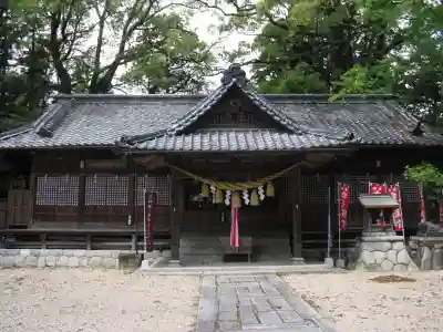 亀山神社の本殿・本堂