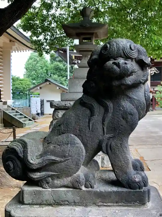 諏訪神社の狛犬