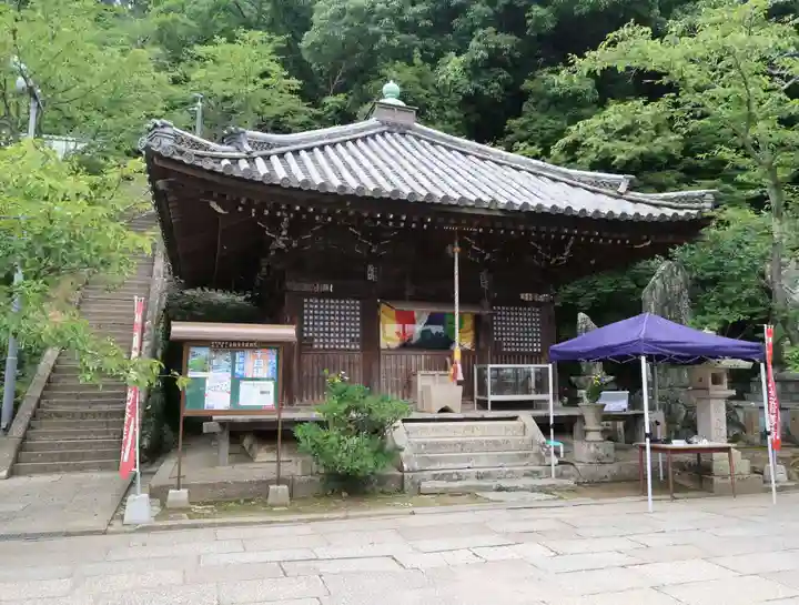 金剛宝寺(紀三井寺)の本殿・本堂