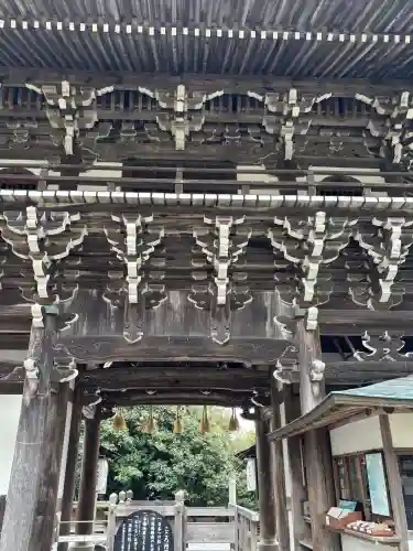 善峯寺の{uncategorized: "未分類", other: "その他", undefined: "問題あり", building: "その他建物", grave: "お墓", sacred_gate: "鳥居", guardian: "狛犬", statue: "像", buddha: "仏像", history: "歴史", nature: "自然", garden: "庭園", animal: "動物", pagoda: "塔", temizu: "手水舎", mountain_gate: "山門・神門", sanctuary: "本殿・本堂", subordinate: "末社・摂社", art: "芸術", scenery: "景色", jizo: "地蔵", ema: "絵馬", goshuin: "御朱印", omikuji: "おみくじ", items: "授与品その他", amulet: "お守り", goshuincho: "御朱印帳", eats: "食事", festival: "お祭り", votive_dance: "神楽", shichigosan: "七五三参", wedding: "結婚式", experience: "体験その他", initially: "初詣", around: "周辺", anti_infection: "感染症対策"}