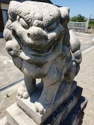 日尾神社の狛犬