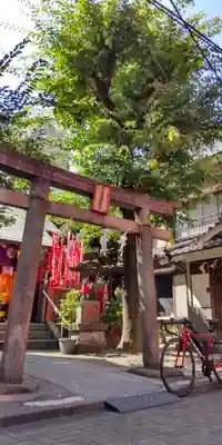千代田稲荷神社の鳥居