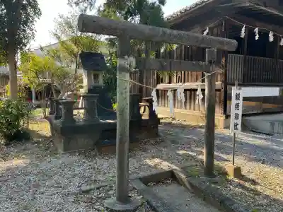 佐野赤城神社の{uncategorized: "未分類", other: "その他", undefined: "問題あり", building: "その他建物", grave: "お墓", sacred_gate: "鳥居", guardian: "狛犬", statue: "像", buddha: "仏像", history: "歴史", nature: "自然", garden: "庭園", animal: "動物", pagoda: "塔", temizu: "手水舎", mountain_gate: "山門・神門", sanctuary: "本殿・本堂", subordinate: "末社・摂社", art: "芸術", scenery: "景色", jizo: "地蔵", ema: "絵馬", goshuin: "御朱印", omikuji: "おみくじ", items: "授与品その他", amulet: "お守り", goshuincho: "御朱印帳", eats: "食事", festival: "お祭り", votive_dance: "神楽", shichigosan: "七五三参", wedding: "結婚式", experience: "体験その他", initially: "初詣", around: "周辺", anti_infection: "感染症対策"}