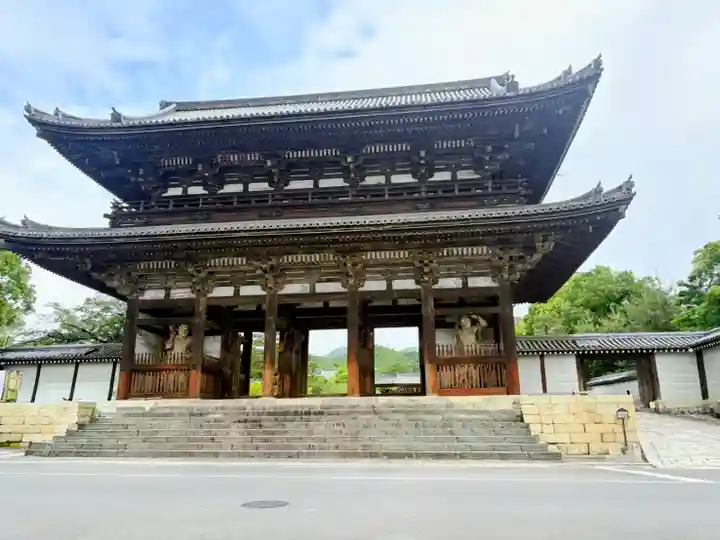 仁和寺の山門・神門