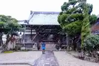 願行寺の本殿・本堂