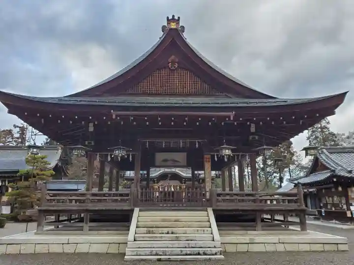 沙沙貴神社の本殿・本堂